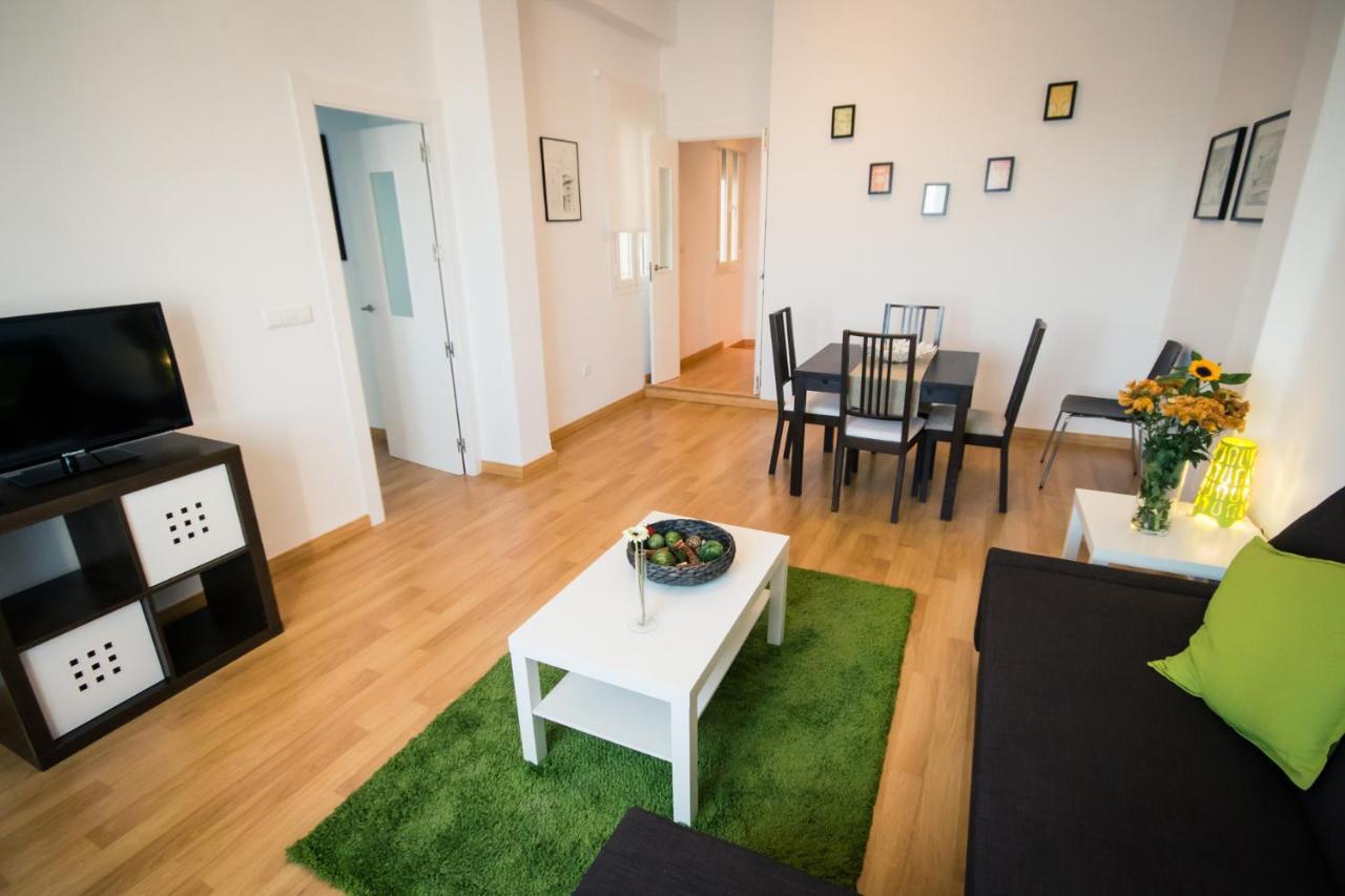 Holidays2Malaga Heredia 3 Bedroom Opposite Malaga Port Exterior photo