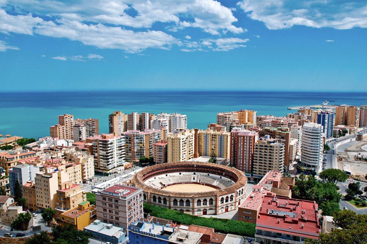 Holidays2Malaga Heredia 3 Bedroom Opposite Malaga Port Exterior photo
